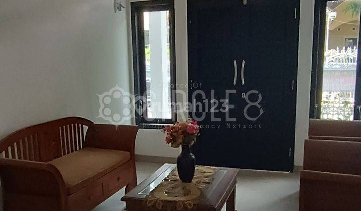 Rumah Cantik, Baru Renovasi, Sangat Strategis di Antapani  2