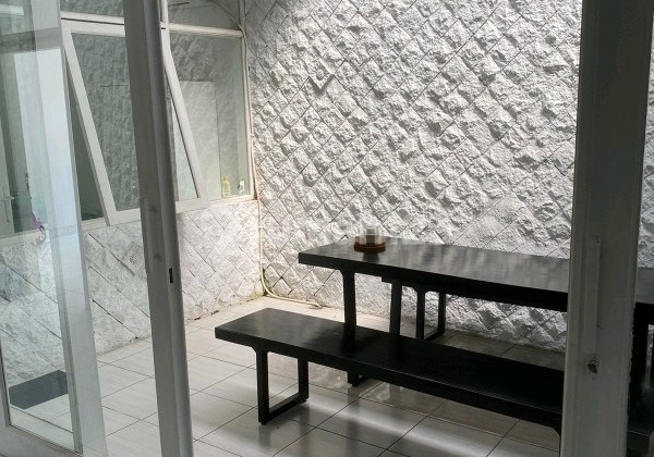 rumah full furnished di komplek singgasanah , mekar wangi Ref.04606 1