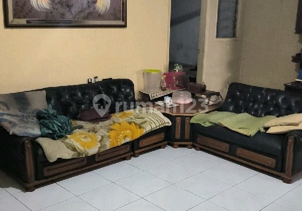 House in Pharmindo Complex, Melong, South Cimahi Ref.05312
