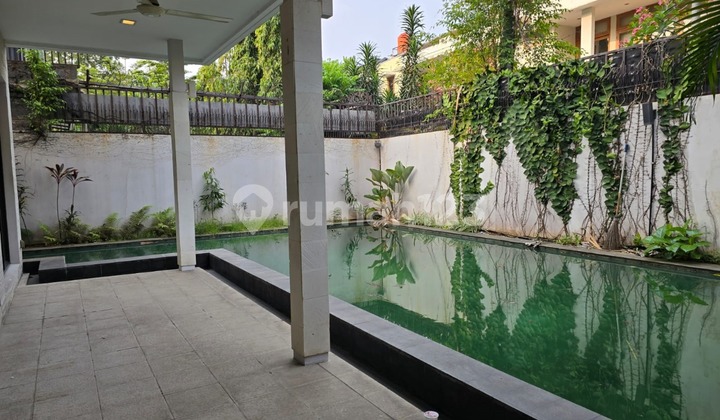House in Kemang Dalam Complex, South Jakarta 2