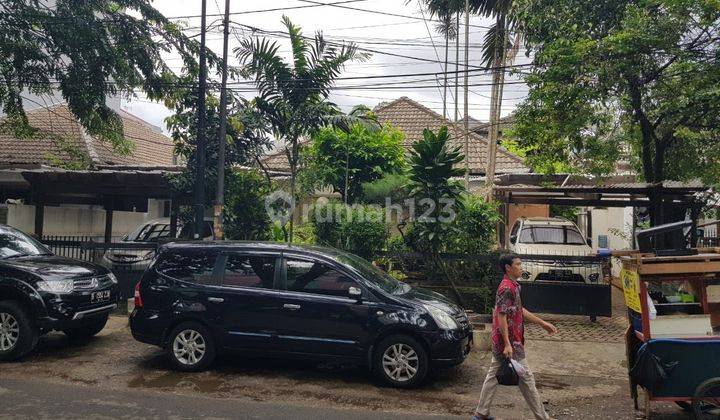 Rumah zona komersil Jl. Cisanggiri Senopati kebayoran Jaksel 1