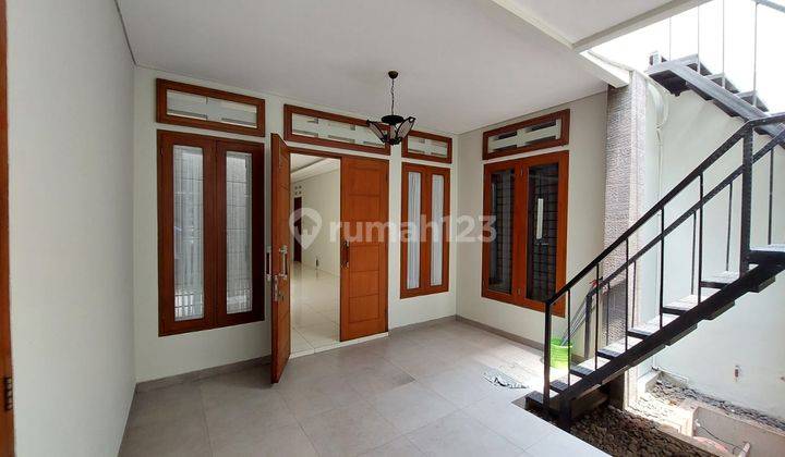 Rumah cocok Kantor / tinggal Jl. Dempo dekat Pakubuwono senayan Kebayoran Jaksel 8