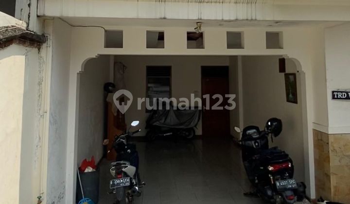 Turun Harga!! Rumah Terawat Hanya Hitung Tanah di Taman Radio Dalam Kebayoran Jaksel 2
