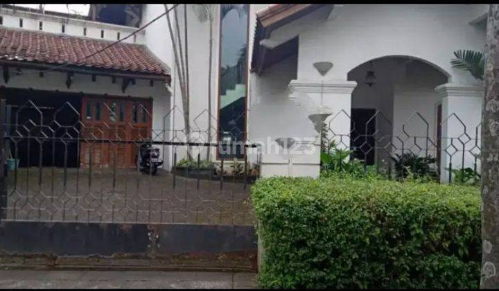 Rumah layak huni lokasi premium Jl metro alam Pondok Indah jaksel 1