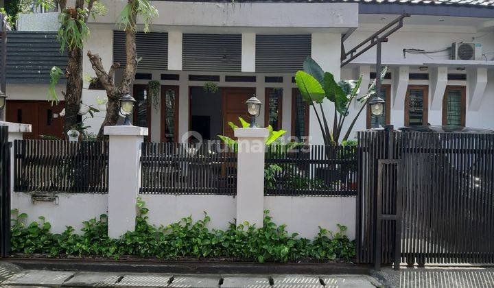 Rumah 1lantai di komplek taman radio dalam Deltasari Gandaria Jaksel 1