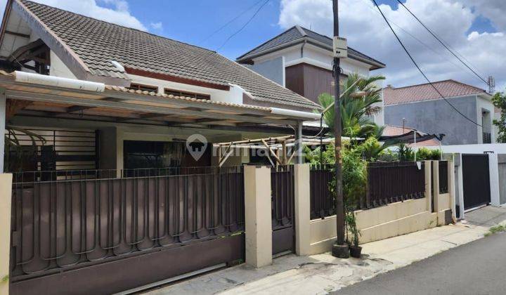 Rumah Lama Terawat Jl Benda Panglima Polim Jaksel 1