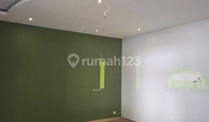 Gedung Kantor Dekat Stasiun Cikini Menteng Jakpus Gedung Kantor Dekat Stasiun Cikini Menteng Jakpus