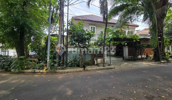 Price Drop! Premium House in Panglima Polim, Kebayoran Baru, South Jakarta Price Drop! Premium House in Panglima Polim, Kebayoran Baru, South Jakarta