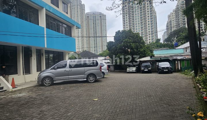 Ready-to-Live Ruko in Kebayoran Centre Pakubuwono Complex, South Jakarta 2