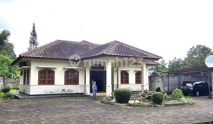 Good Invest! Villa 2 Rumah Cilember Cisarua Puncak Bogor Good Invest! Villa 2 Rumah Cilember Cisarua Puncak Bogor