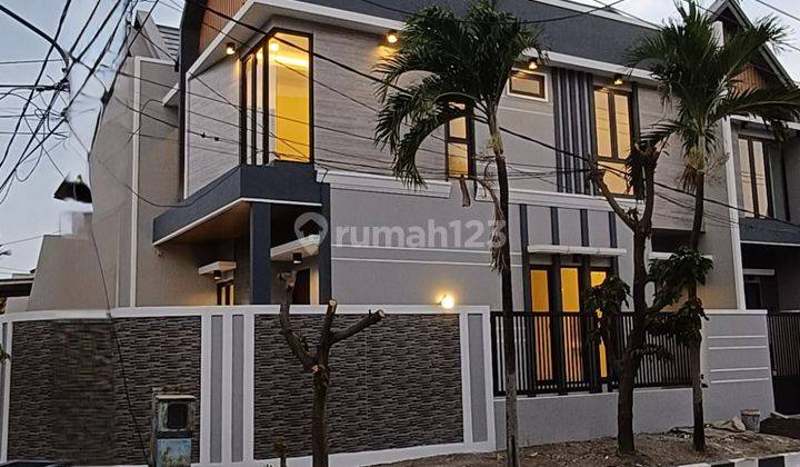 Rumah Model Scandinavian Mewah Area Sutorejo Dekat Pakuwon City