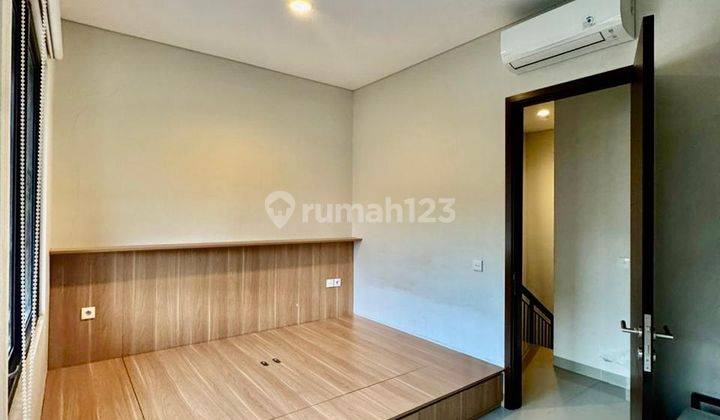 Dijual Rumah Furnished Askara House Vanya Park BSD City  2