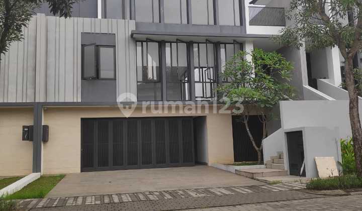 Dijual Rumah 3 Lantai Cluster Lakewood Navapark Tipe L12 Bsd City
