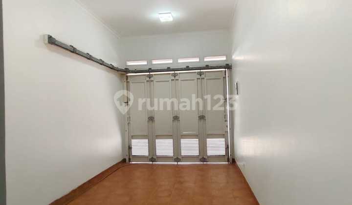 Dijual Rumah Siap Huni Cluster Grisea The Springs Gading Serpong 2