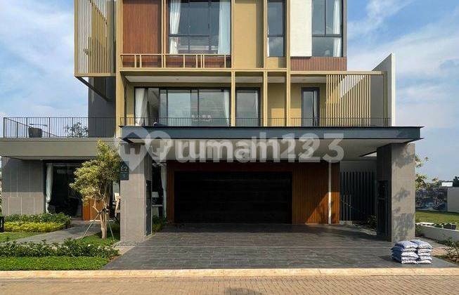 Cluster Enchante Rumah Mewah 3 Lantai Ada Lift Siap Huni