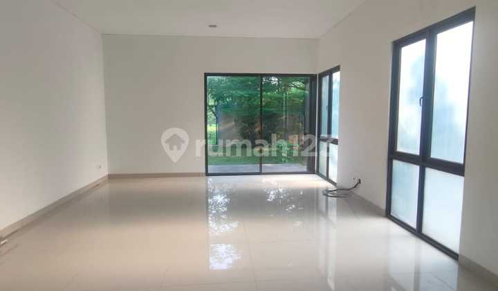 Disewakan Rumah Mewah L18 Cluster Brassia Kawasan De park Bsd