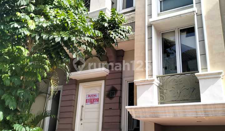 Rumah 2 Lantai Lokasi Strategis Samara Village Gading Serpong Rumah 2 Lantai Lokasi Strategis Samara Village Gading Serpong