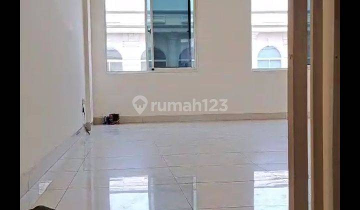 Ruko Siap Pakai Lokasi Sangat Strategis 2