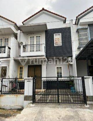 Rumah Cantik Jakarta Barat Bonus Taman Harga Ramah  1