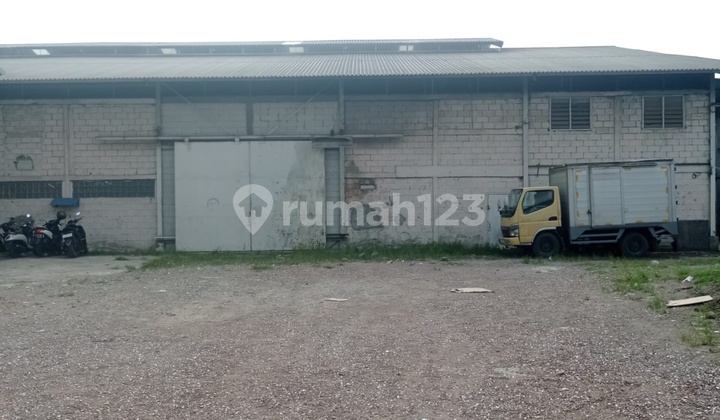 Ready-to-Use Tangerang City Warehouse Free from Illegal Fees Ready-to-Use Tangerang City Warehouse Free from Illegal Fees