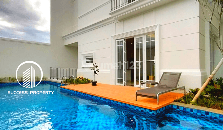 Townhouse Mewah Dengan Kolam Renang Lift Pribadi Siap Huni 1