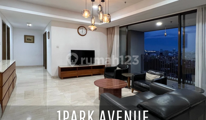 Apartemen 1Park Avenue Tower King 3BR Fully Furnished View Gunung Siap Huni 1