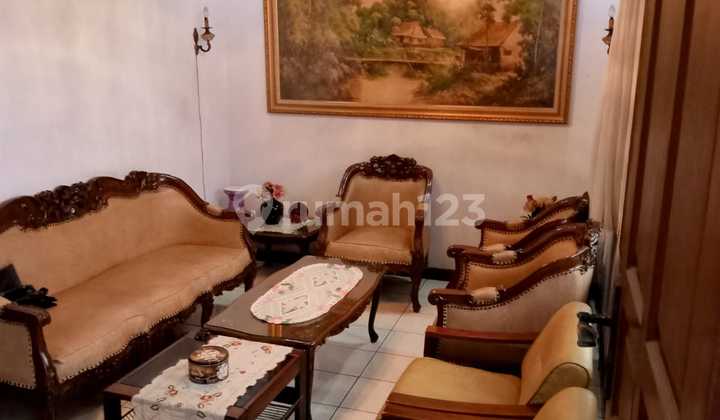 Rumah Luas dengan Banyak Passive Income Lokasi Strategis Jakarta Barat