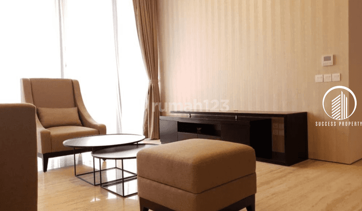 La Vie All Suites Apartment Tower Porte 2BR +1 Middle Floor Unit Furnished 2