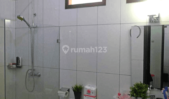 Rumah Besar Dengan Taman Area Cidodol Kebayoran Lama Siap Huni 2