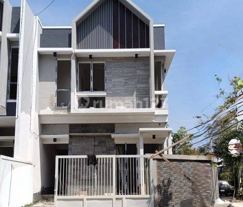 Rumah Hook Tenggilis Tengah Row 5 Mobil, Selangkah Ke Raya Prapen 1