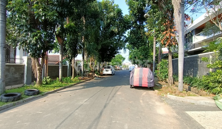 Rumah Bagus Dan Mewah di Jati Padang, Pasar Minggu, Jakarta 0034 chr