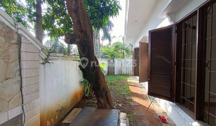 Rumah Bagus Dan Mewah di Jati Padang, Pasar Minggu, Jakarta 0034 chr
