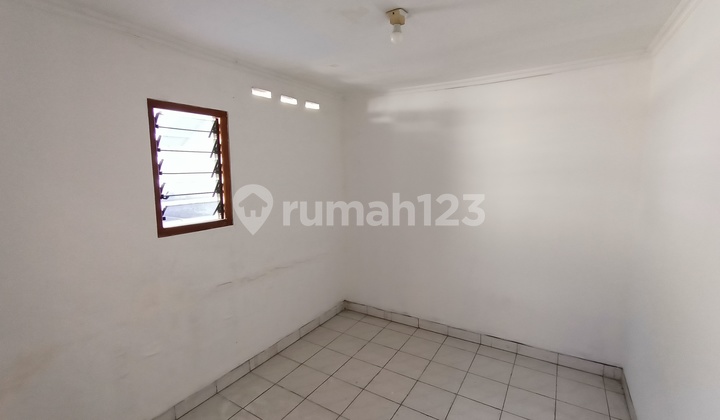 Rumah Bagus Dan Mewah di Jati Padang, Pasar Minggu, Jakarta 0034 chr