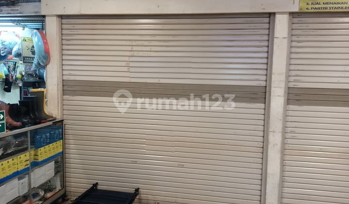 Kios Ltc Glodok, di Jl Hayam Wuruk, Jakarta Barat 0023 Chr  1