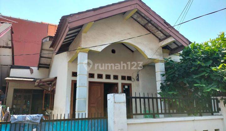 Rumah Bagus di Pegadungan, Kalideres, Jakarta Barat 0006 chrwid  2