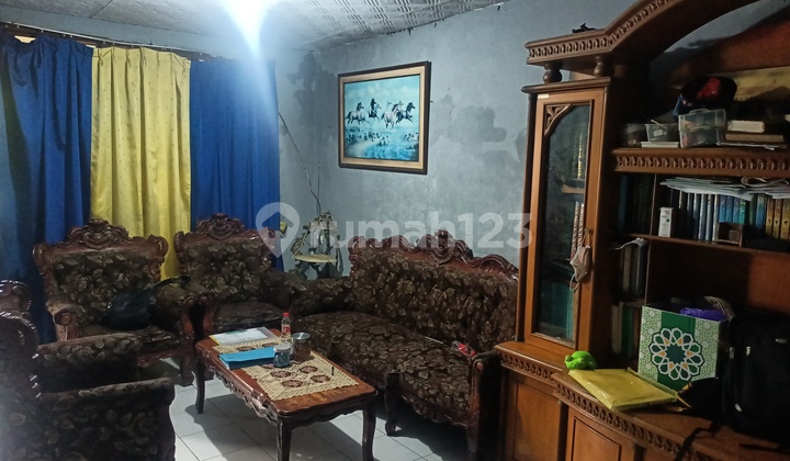 Rumah di Jl. KH Soleh Ali, Sukasari, Tangerang *0028-CHRWID*