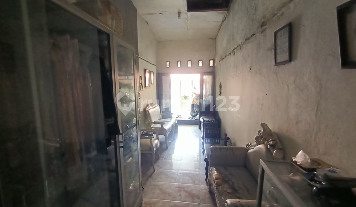 Rumah di lokasi strategis di Semanan, Kalideres *0070-CHR*