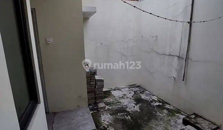 Rumah minimalis di cluster Descada Segara city 9