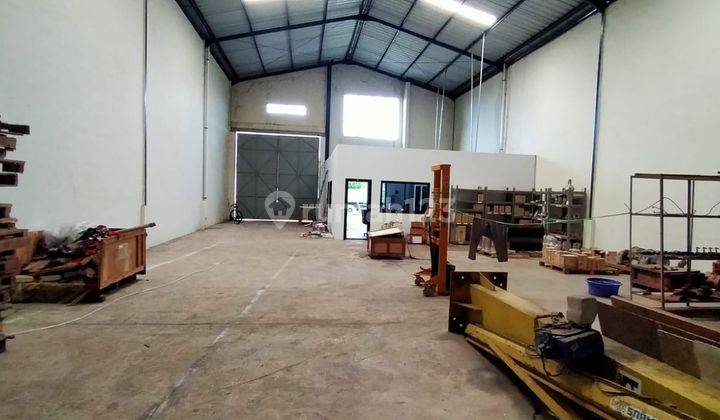 Gudang siap pakai di Marunda Center  5