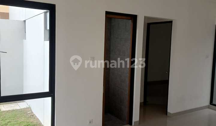 foto lainnya dijual rumah baru - adhi