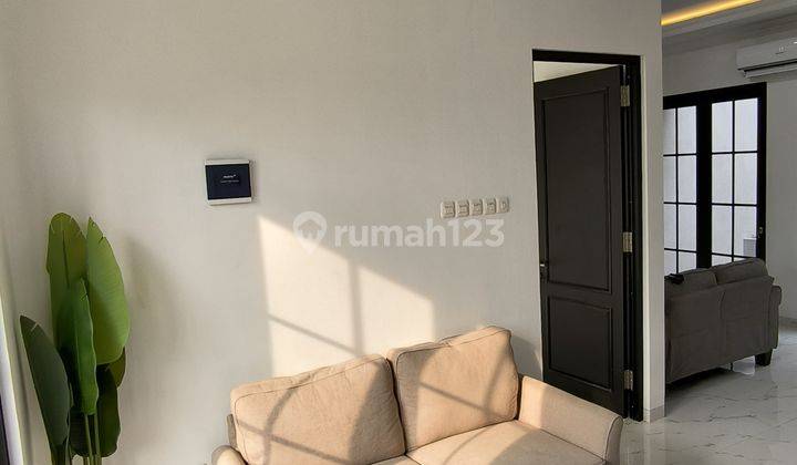 Dijual Rumah Di Perumahan Nirwana Residen Jakarta Selatan Full Renovasi Like New  2