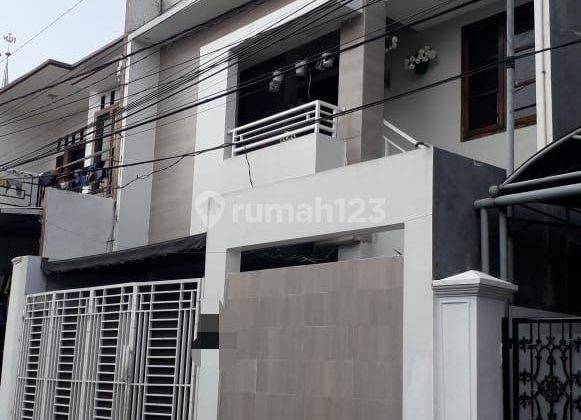 Dijual Rumah Minimalis 3 Lantai di Rawa Belong Jakarta Barat 1