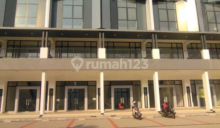 Strategic Ready-to-Use Shophouse in Premium Area - Summarecon Crown Gading Bekasi