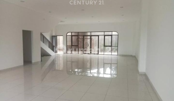 4-Story Shop House in a Highly Strategic Location, Grand Kota Bintang, Bekasi 2