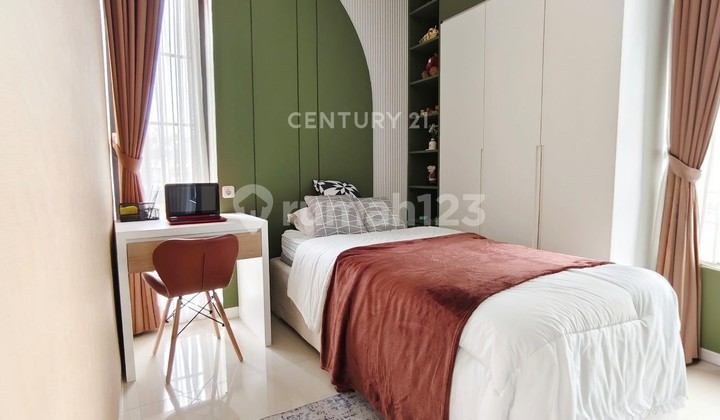 Elegant American Style Residence in Costaria Cluster, Metland Menteng 2