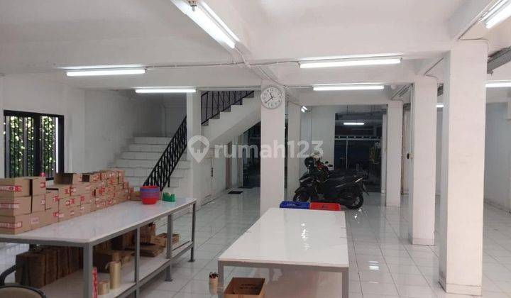 Dijual Kantor Sekaligus Gudang Untuk Online Shop 2 Lantai di Jalan Kerajinan, Jakarta Barat 2