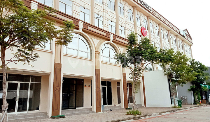 For Sale Shop House at Golf Lake - Greenlake Cengkareng West Jakarta