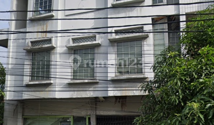 Must Sell Quickly, Shop House in the Center of Pekanbaru City