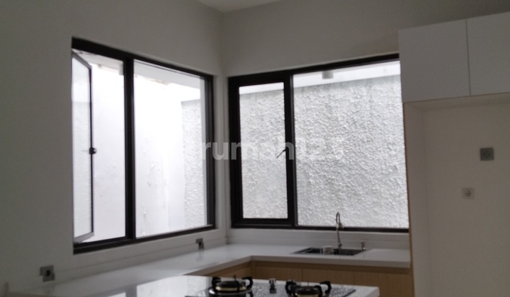 Rumah Abis Renov di Discovery Park Bintaro