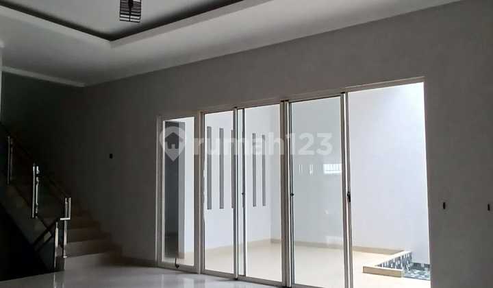 Rumah Mewah Siap Pakai dan Hunian Nyaman dengan Lingkungan Asri @Bintaro Sektor 7